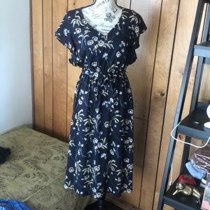 Loft flowy floral dress